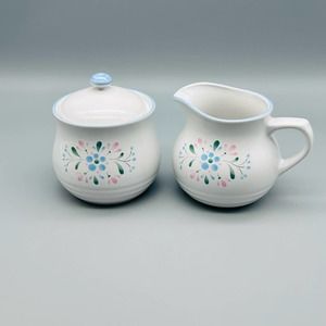 Fascino By Yamaka Stoneware Creamer and Covered Sugar Bowl Set